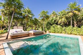 Anana Casa Kaab Kaan Rooftop Pool Beachfront