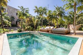 Anana Casa Kaab Kaan Rooftop Pool Beachfront