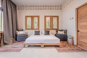 Anana Casa Kaab Kaan Rooftop Pool Beachfront