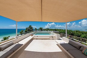 Anana Casa Kaab Kaan Rooftop Pool Beachfront