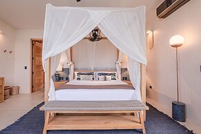 Anana Casa Kaab Kaan Rooftop Pool Beachfront