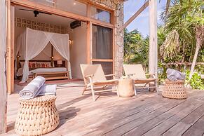 Anana Casa Kaab Kaan Rooftop Pool Beachfront