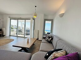 Seaview & Jacuzzi