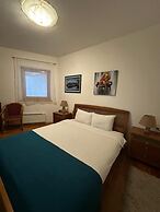 Hotel Meridian
