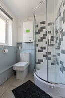 Stylish 2Bd Family Hideaway In Dover