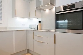 Shoreditch - Immaculate 2 Bedrooms Flat For 6
