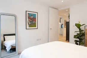 Shoreditch - Immaculate 2 Bedrooms Flat For 6