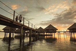 Tahiti Lagoon Resort