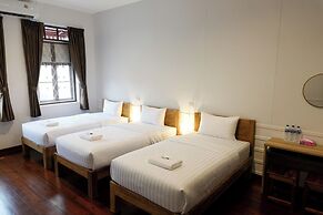Ausamlor Guesthouse