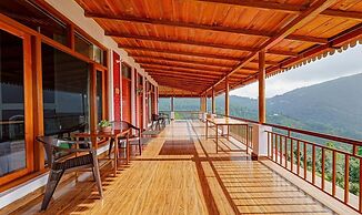 OmVilla With Mountain View