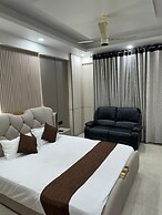 Villa Vistosa Omaxe Hazratganj
