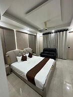Villa Vistosa Omaxe Hazratganj
