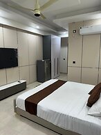 Villa Vistosa Omaxe Hazratganj