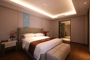 Golden Panda Hotel