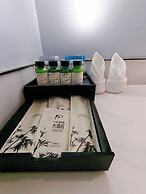 Golden Panda Hotel