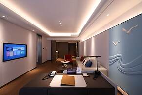 Golden Panda Hotel