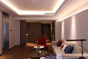 Golden Panda Hotel