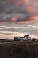 Rox Resort