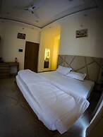 Hotel Riyansh
