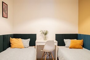 Adler Apartments