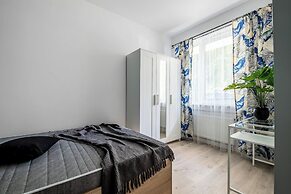 Adler Apartments