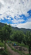 Ruhaani Cottages And Cafe