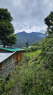 Ruhaani Cottages And Cafe