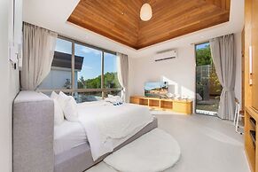 Luxury 3BR Villa Wallaya with Private Pool