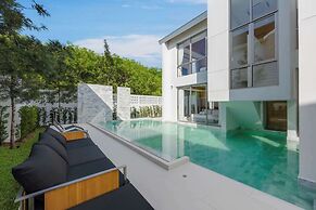 Luxury 3BR Villa Wallaya with Private Pool