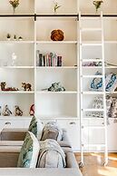 2bed Apt 5min Walk From Camps Bay Central Escape