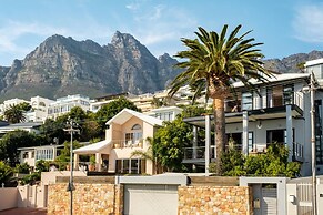 2bed Apt 5min Walk From Camps Bay Central Escape