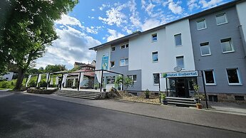 Garni Hotel Biebertal am Milseburgradweg