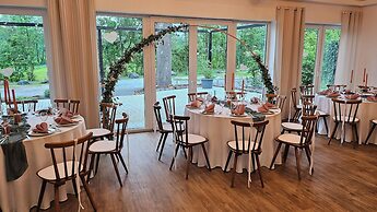 Garni Hotel Biebertal am Milseburgradweg