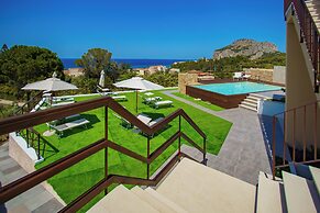 Pater Meus Suites