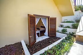 Pater Meus Suites