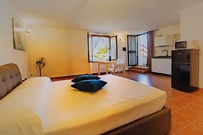 Pater Meus Suites