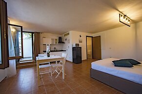 Pater Meus Suites