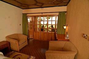 Mara Sun Lodge