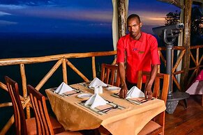 Mara Sun Lodge