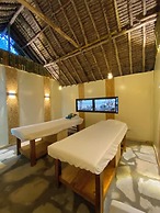 The New Big Tree Beach Resort