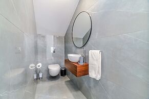 By The Beach - Aura Villa