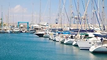Finikoudes Marina View 202
