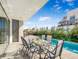Azure Seaview - Garnet Villa