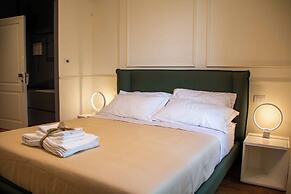 MARI Luxury Rooms and Suites