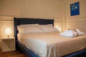 MARI Luxury Rooms and Suites