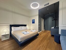 MARI Luxury Rooms and Suites