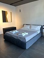 MARI Luxury Rooms and Suites