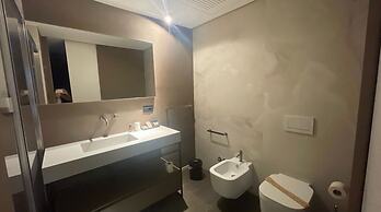 MARI Luxury Rooms and Suites