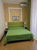 ETNEA ROYAL SUITES