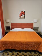 ETNEA ROYAL SUITES
